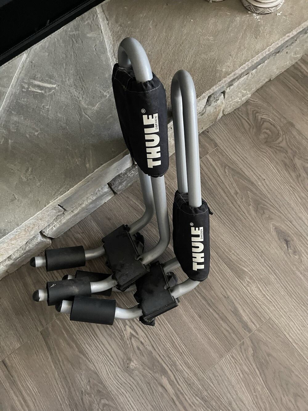 12424 Thule Hull-A-Port 835 J-Style Rooftop Kayak Carrier Rack W/Hardware